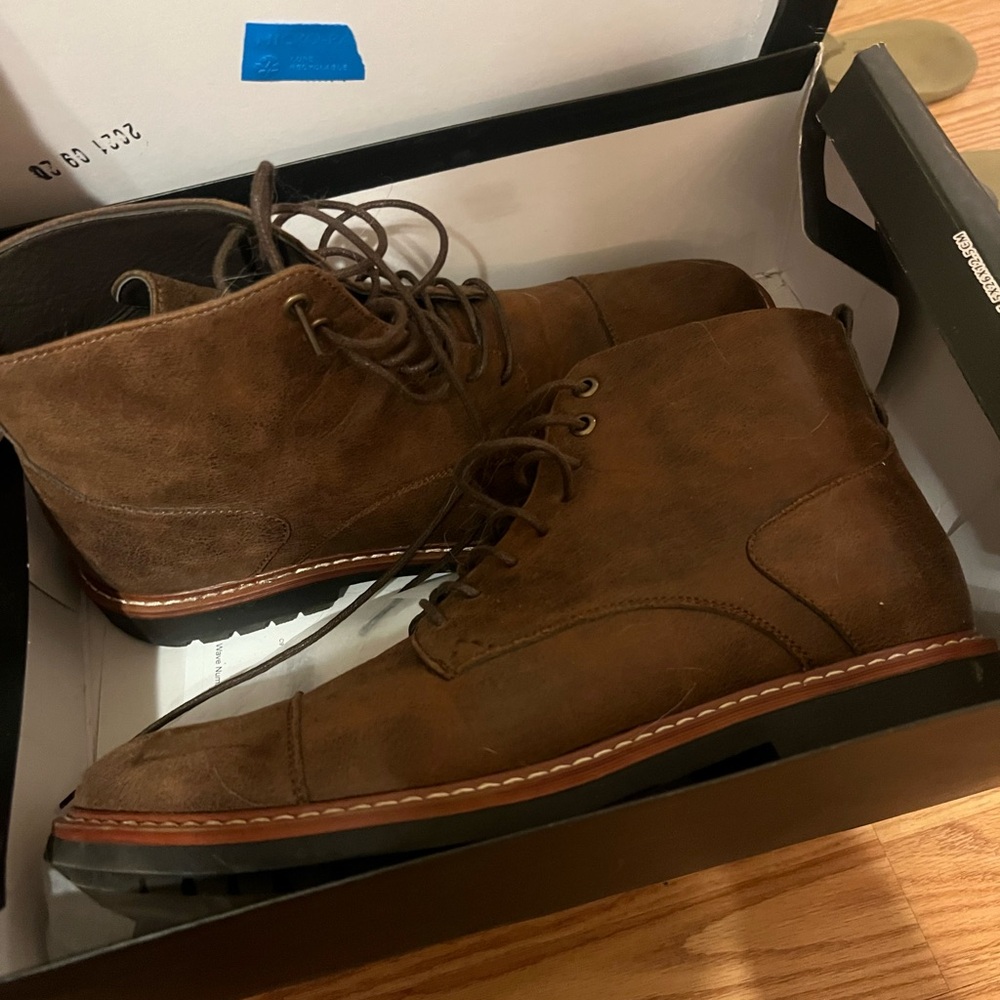 Nine West Rich Brown Chukka Boots